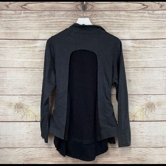 Cabi 3184 Modern Mesh Back Jacket Medium - Picture 5 of 8